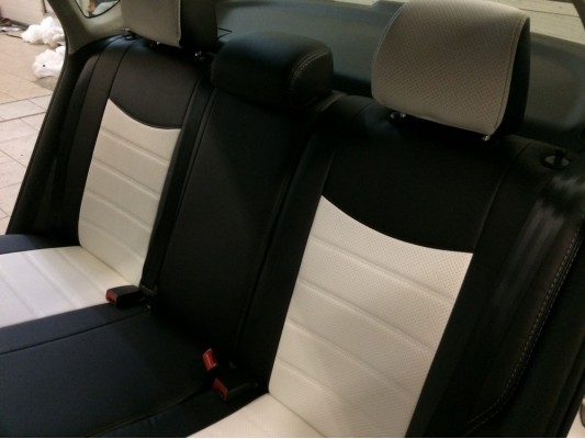 Авточехлы на Volkswagen Polo