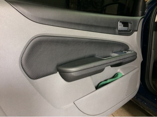 Перетяжка дверных карт